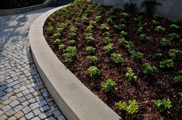 Commercial Mulching in Bloomington